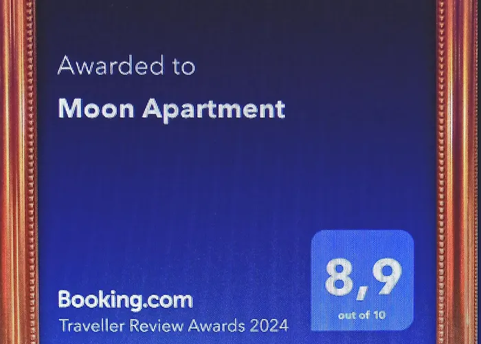 Moon Apartment